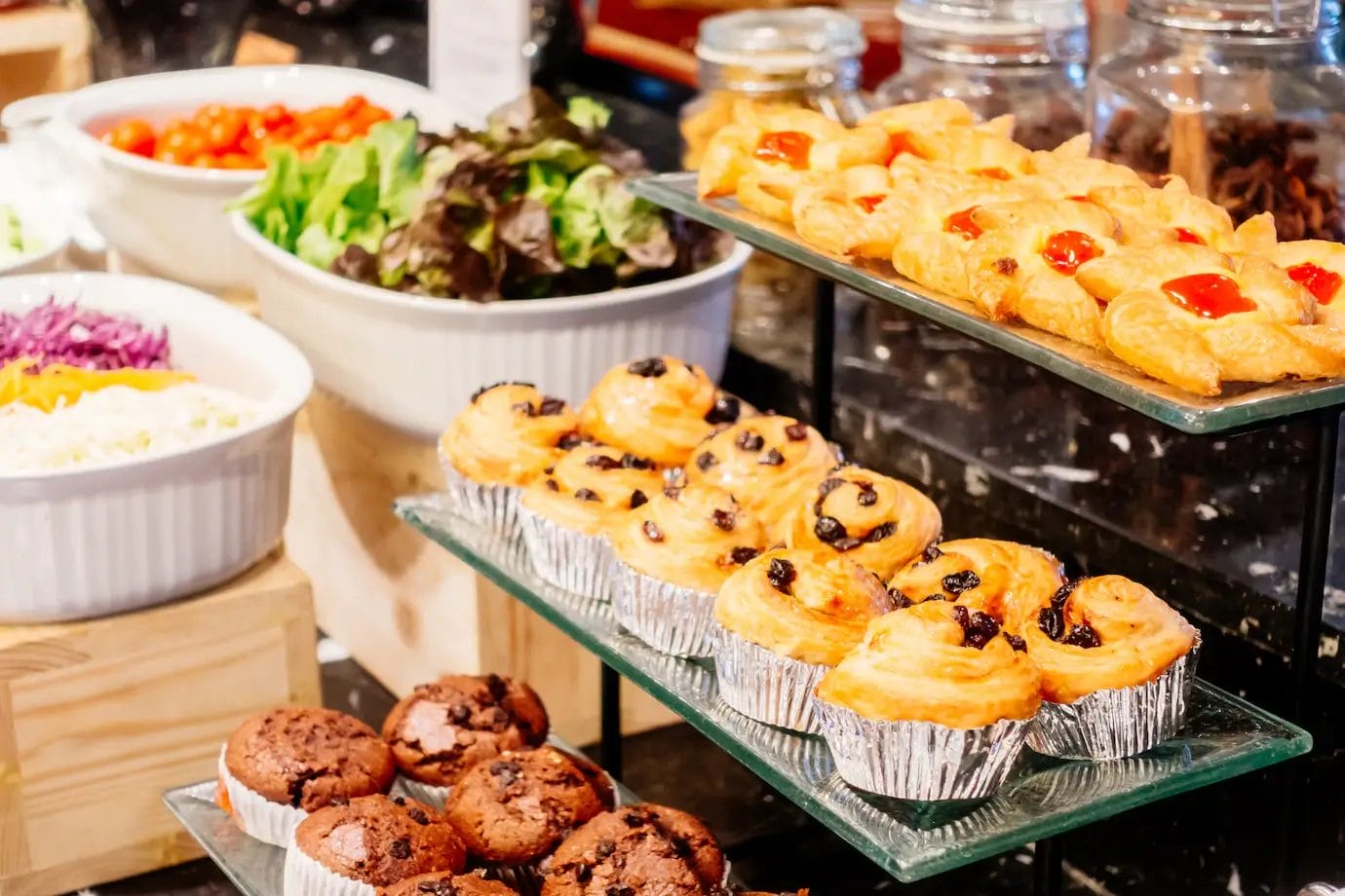 3 Tips to Set Buffet Table to Support Your Events
