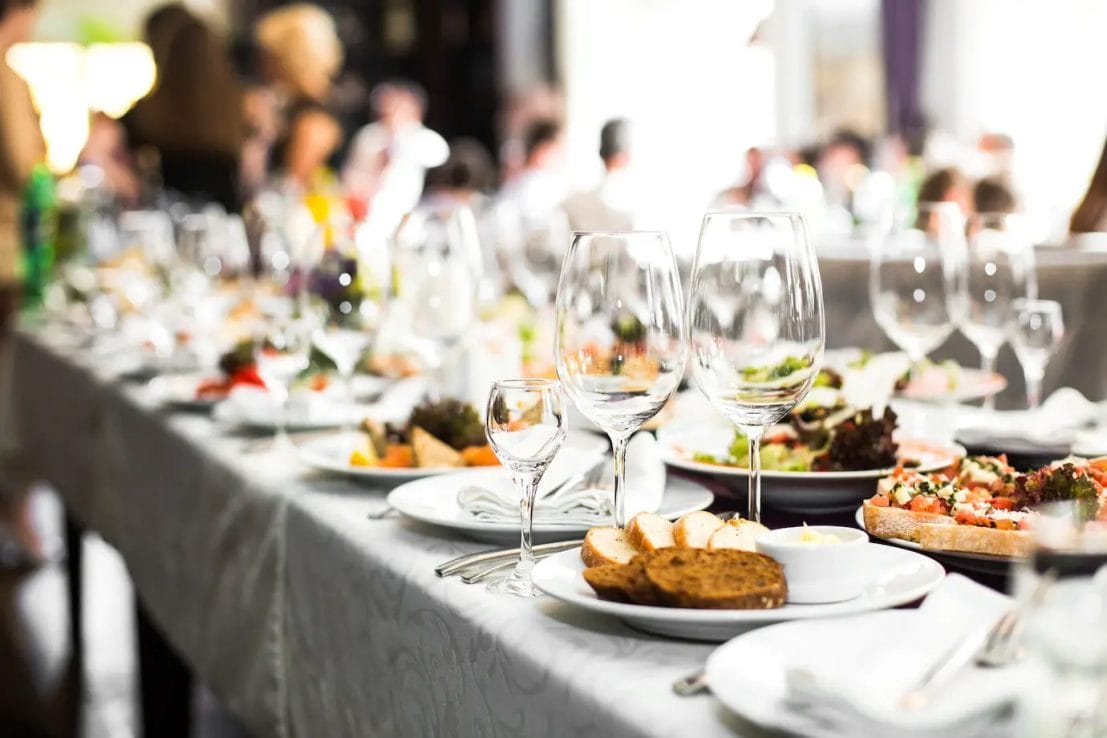 Helpful Tips to Choose the Right Event Caterer